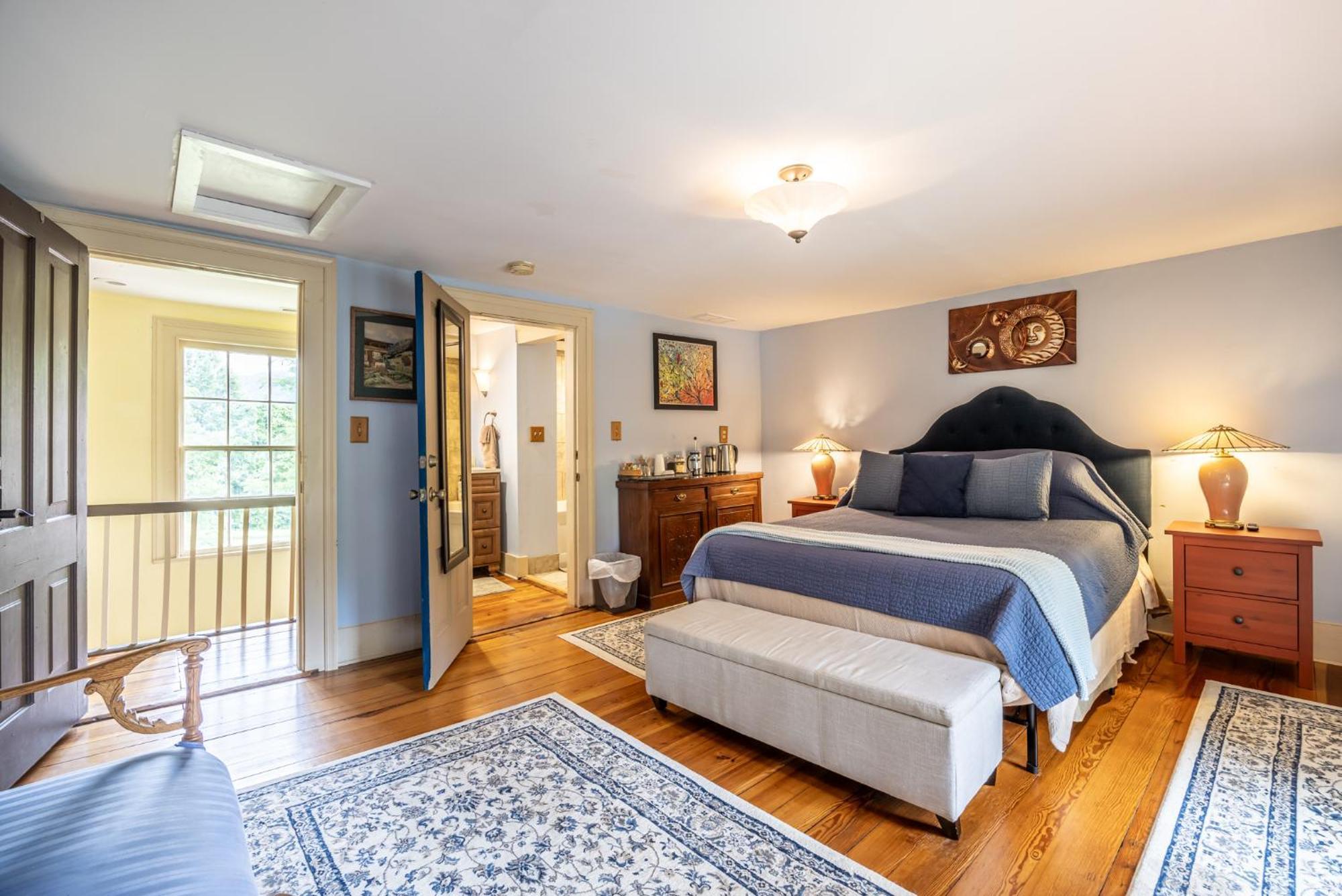 Bliss Point Farm And B&B, Llc Earlysville Eksteriør billede