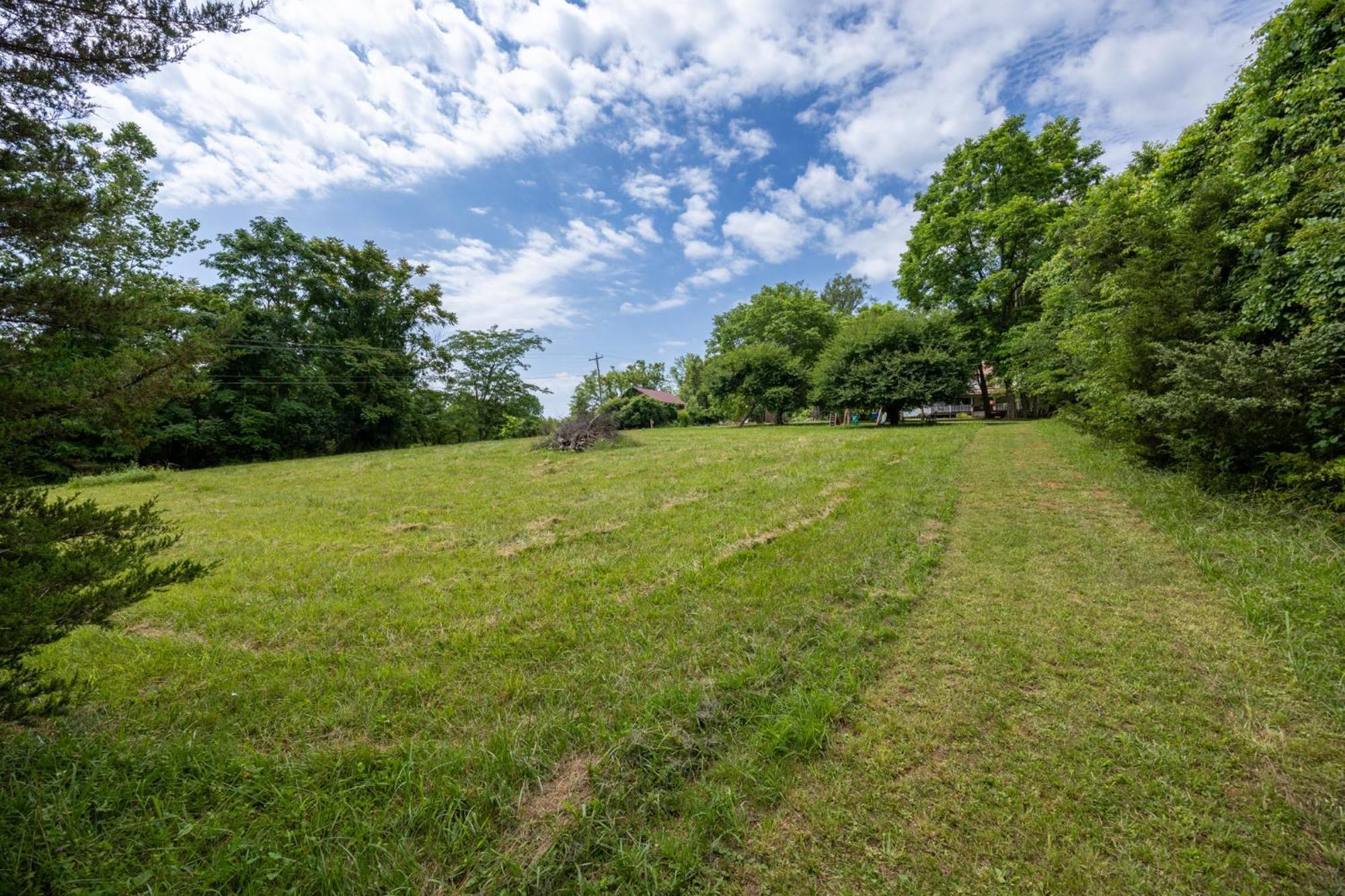 Bliss Point Farm And B&B, Llc Earlysville Eksteriør billede