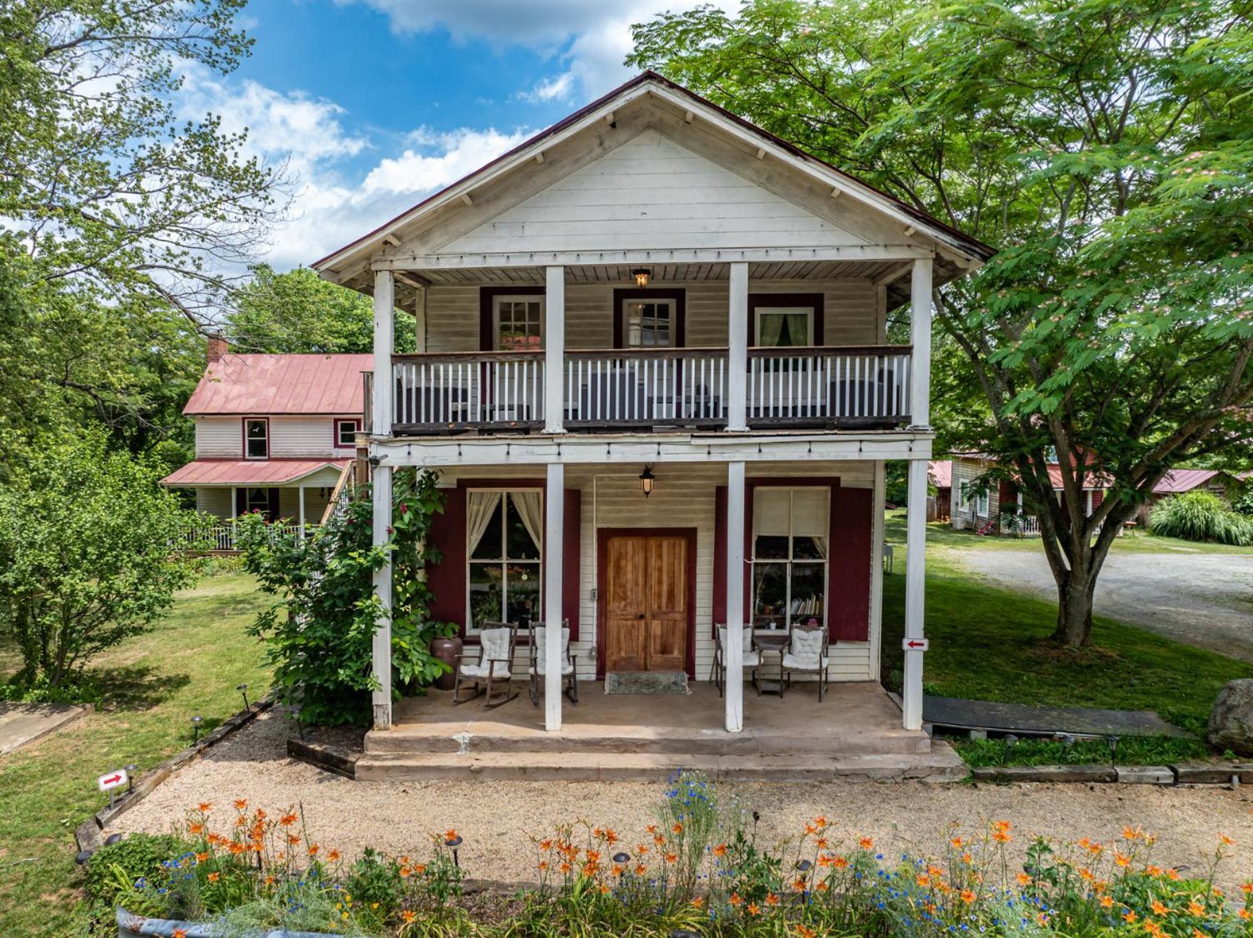Bliss Point Farm And B&B, Llc Earlysville Eksteriør billede